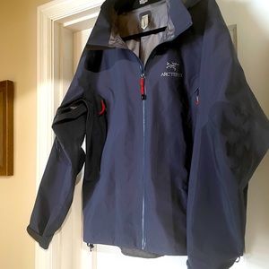 Men’s Beta AR jacket
